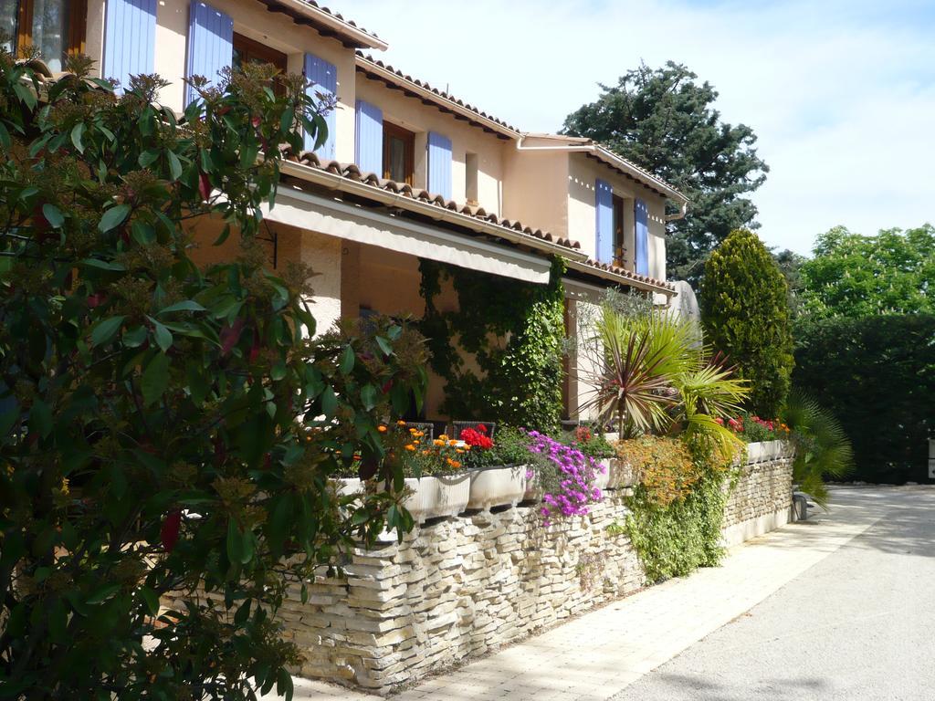Hotel Mistral Mas-Blanc-des-Alpilles Exterior photo